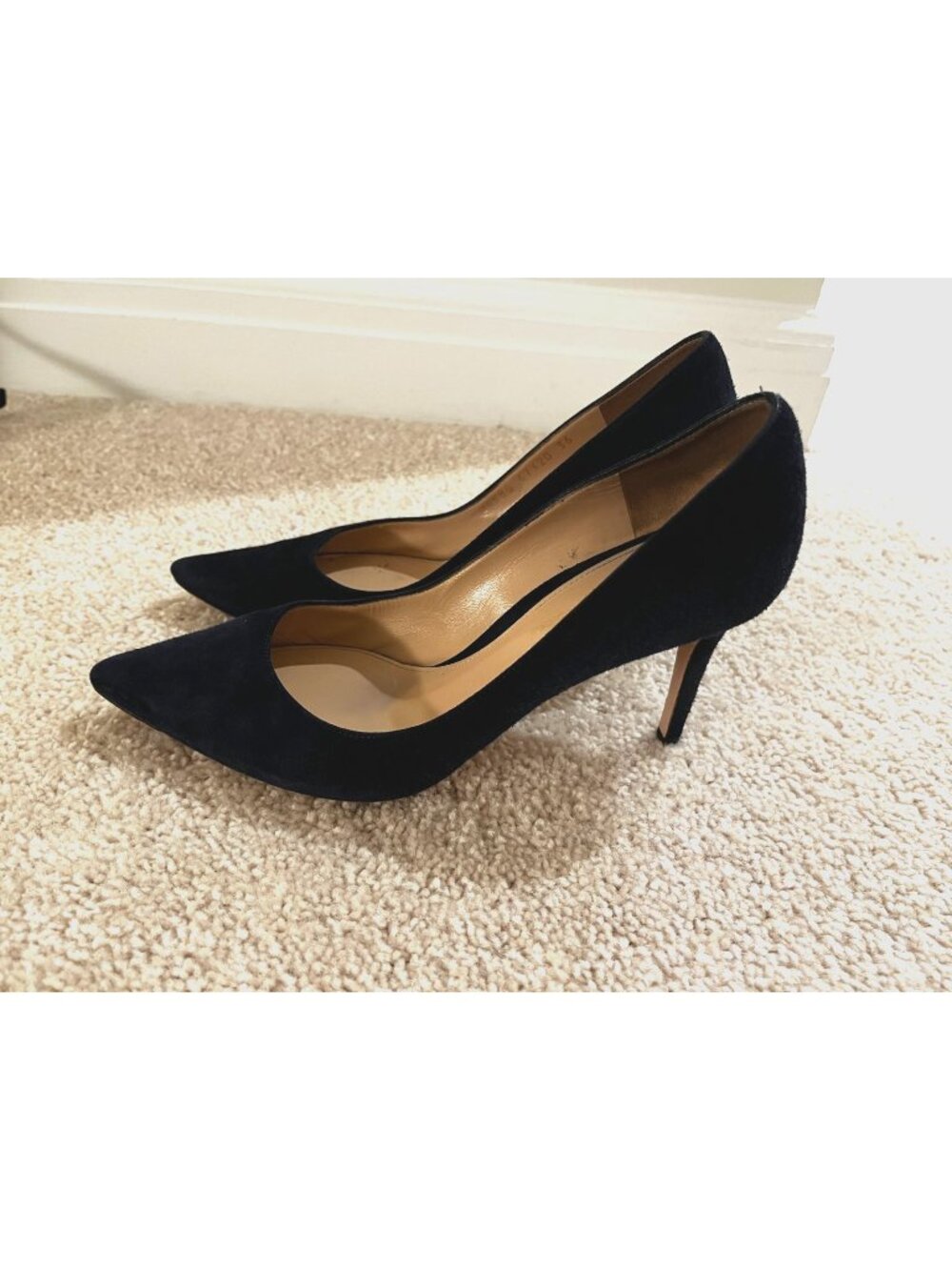 GIANVITO ROSSI Dark Blue Suede Pump Heels Shoes Classic Pointed Toe Sz 36 US 6